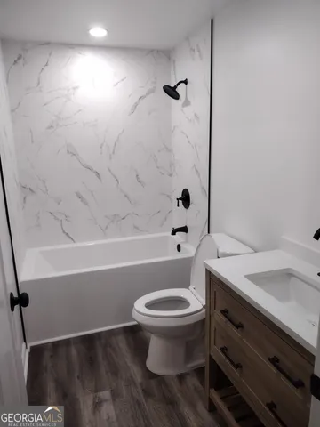 $479,900 | 3543 South Cobb Drive Southeast, Smyrna, GA 30080