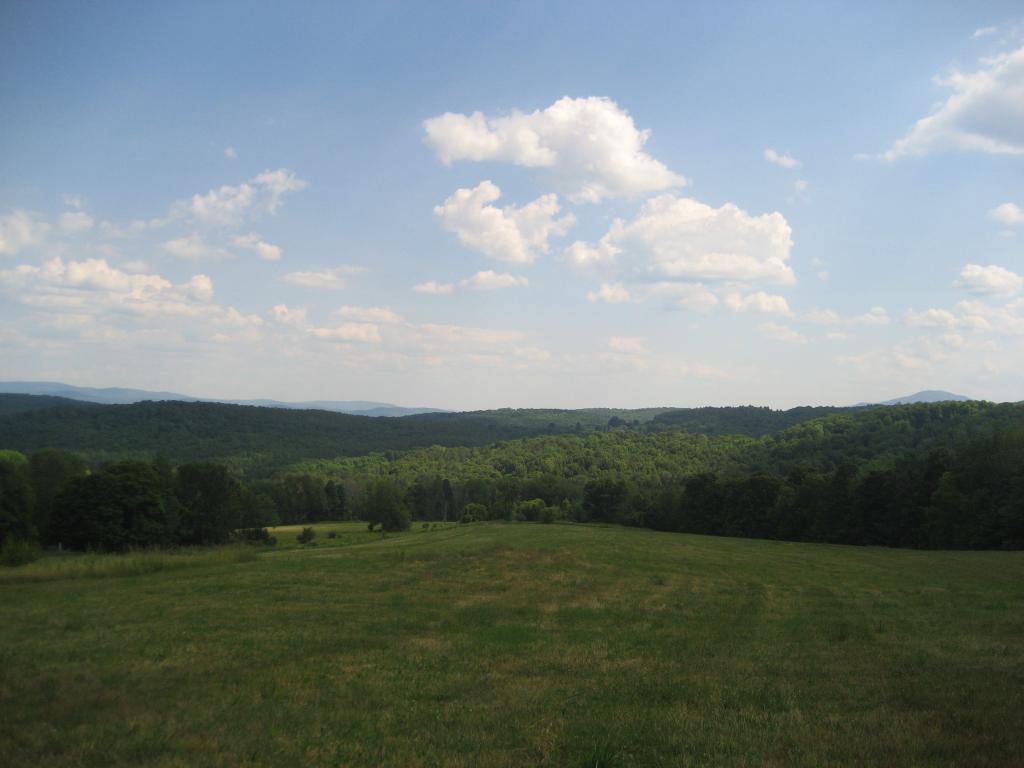 267 Brothers Road Hartland, VT 05048 - Photo 3 of 25 Gallery Image 3