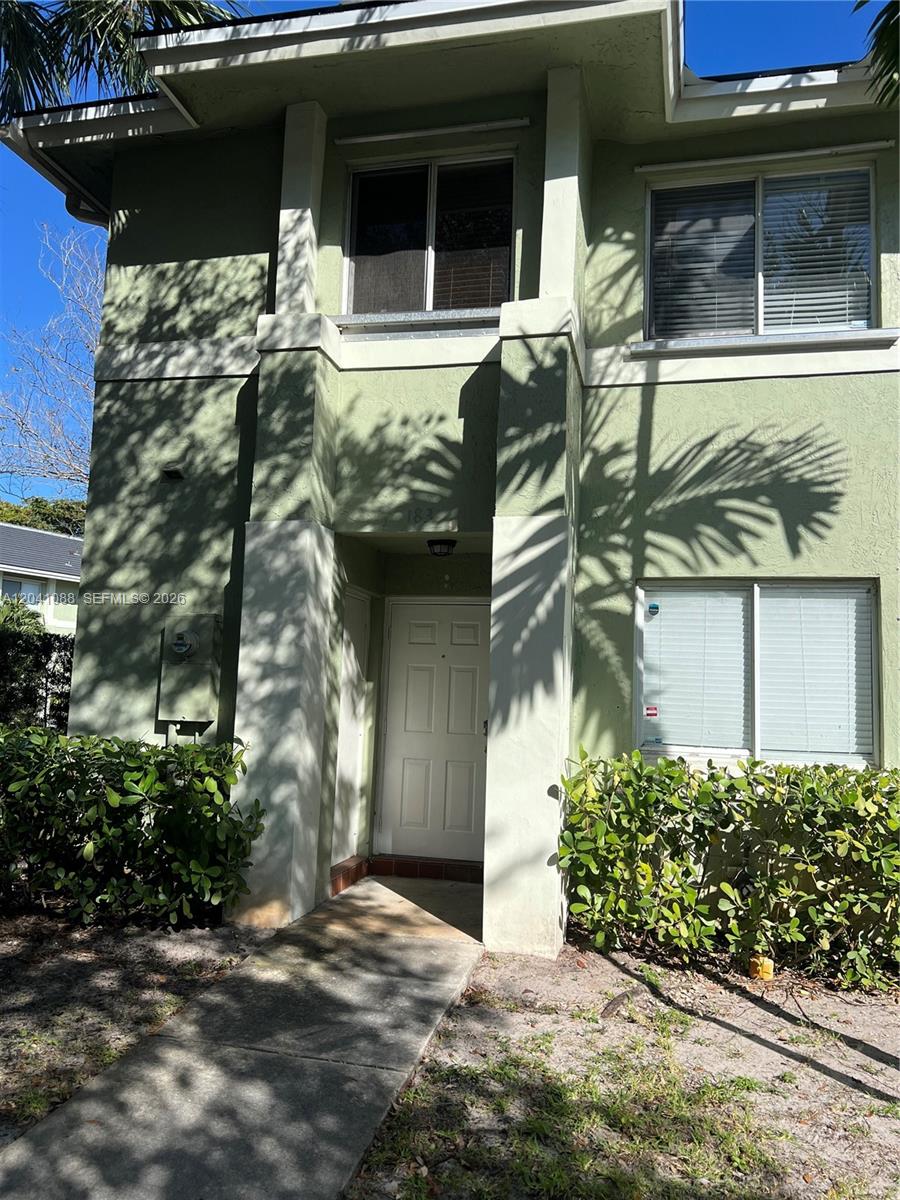 183 Hidden Ct Road, Unit F33 Hollywood, FL 33023 - Photo 2 of 35