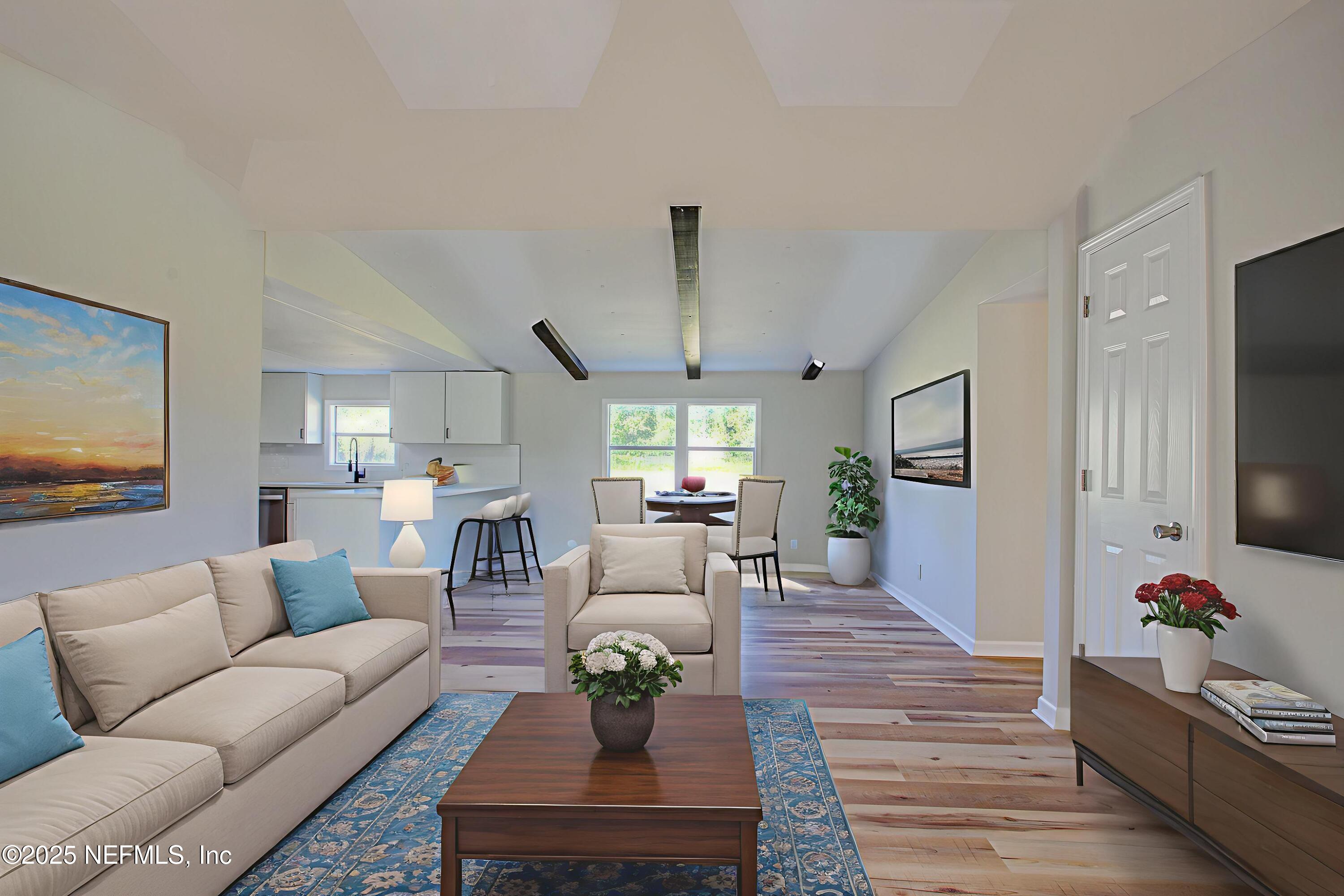 107 Krantz Road Palatka, FL 32177 - Photo 2 of 67 20250903-107_Krantz_Rd-33 - Living Room