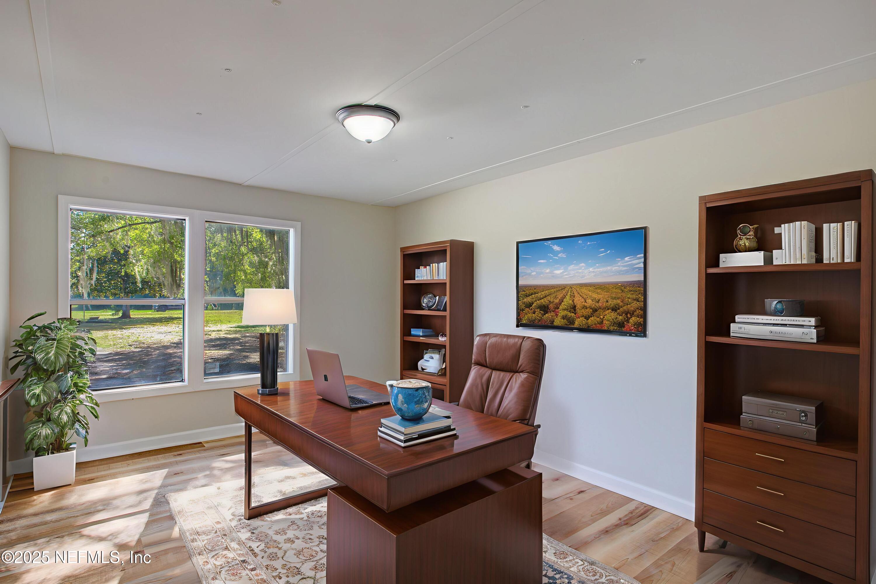 107 Krantz Road Palatka, FL 32177 - Photo 4 of 67 20250903-107_Krantz_Rd-43 - Home Office