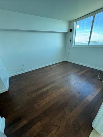 $4,090 | 1800 North Bayshore Drive, Unit 2903, Miami, FL 33132