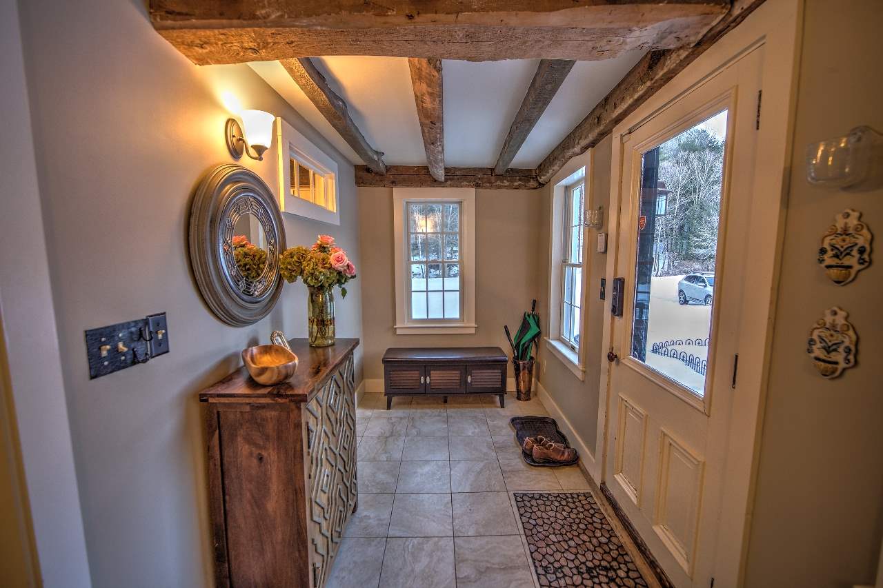 2033 South Road Woodstock, VT 05091 - Photo 4 of 18