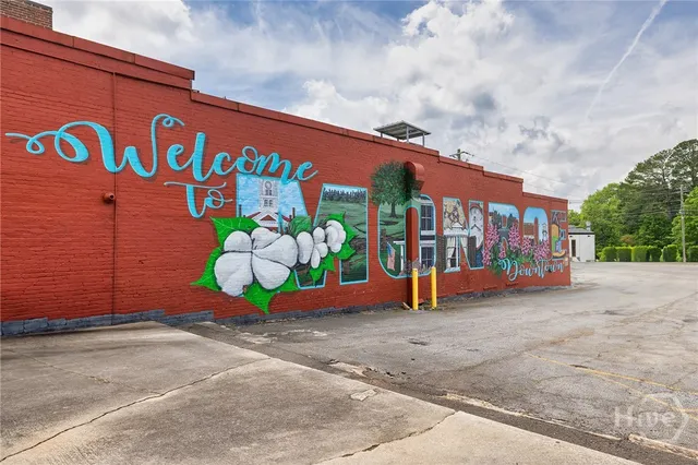 $519,775 | 144 Tomahawk Trail, Good Hope, GA 30641