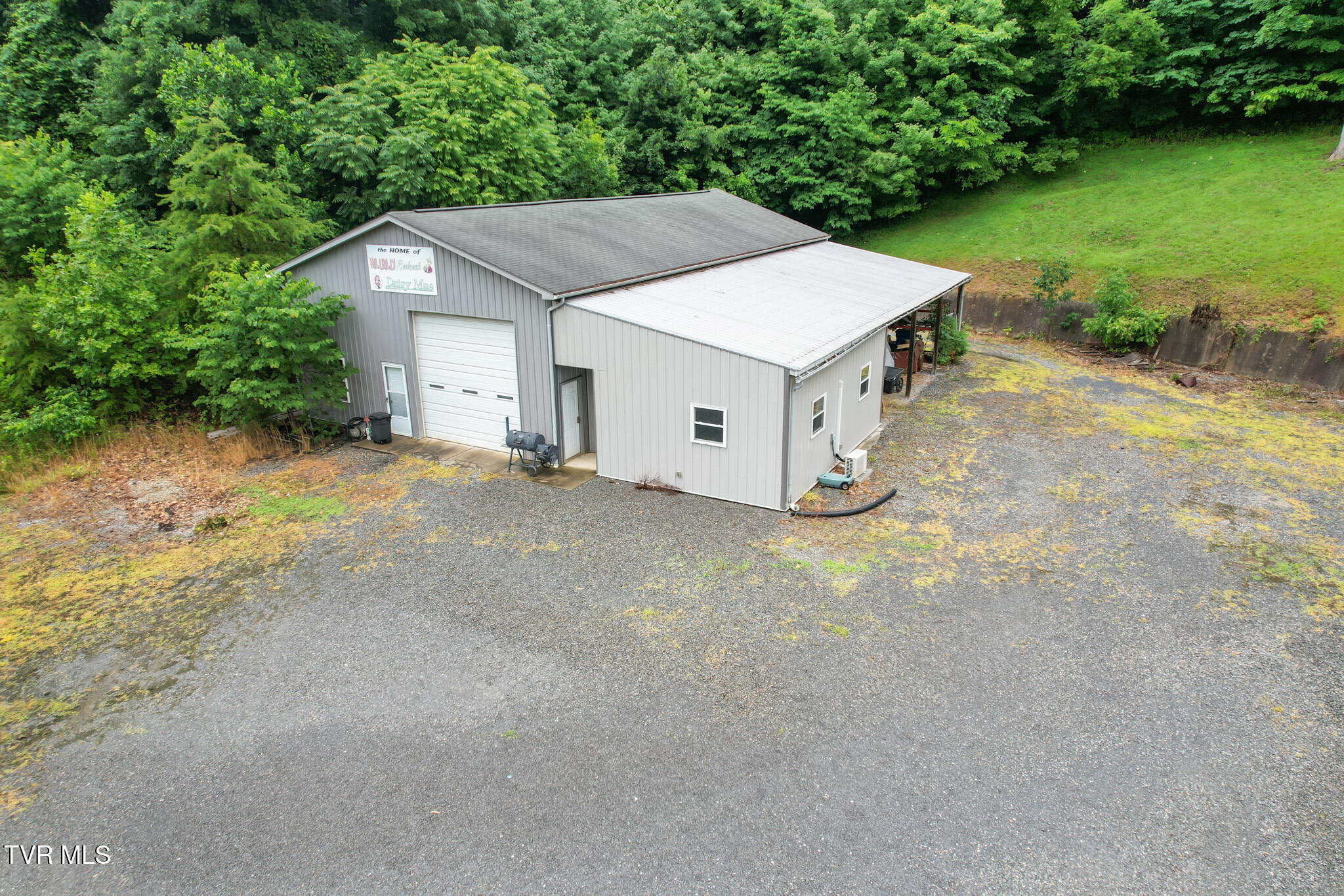 3315 Island Road, Unit 1 Blountville, TN 37617 - Photo 11 of 58 DJI_0176