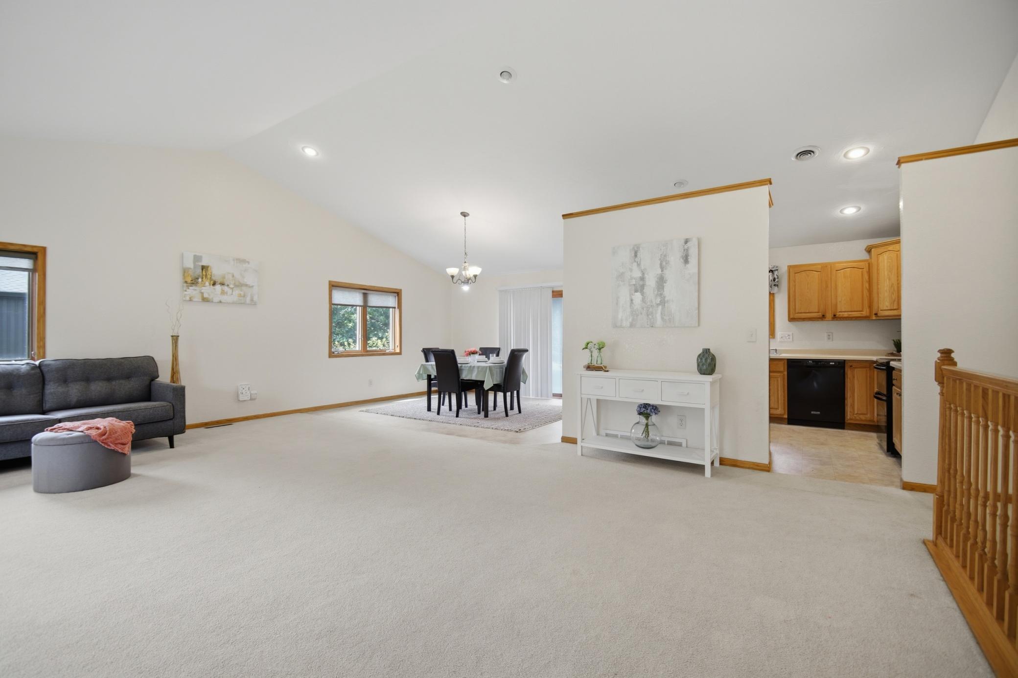 1600 26th Street Southwest Austin, MN 55912 - Photo 4 of 65