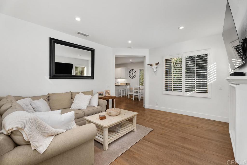 8 Potters Bend Ladera Ranch, CA 92694 - Photo 3 of 42 a living room with furniture and a flat screen tv