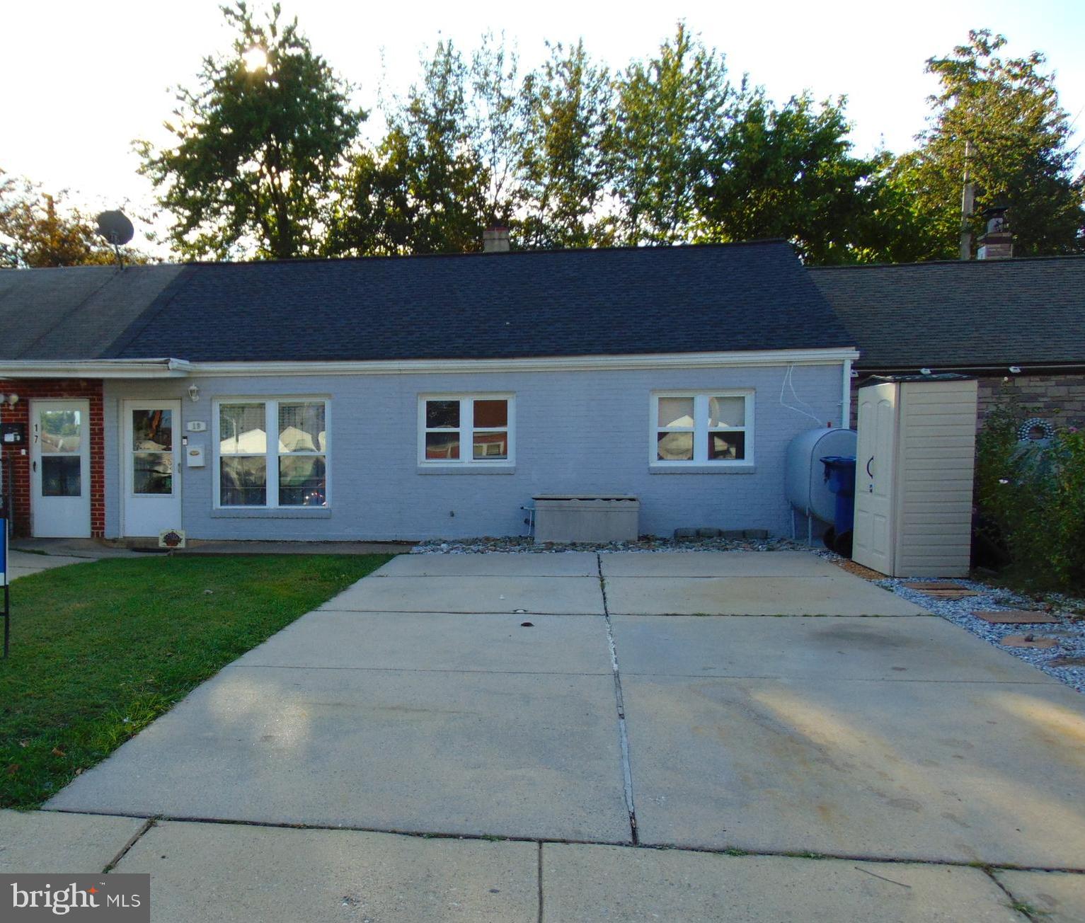 19 Abbott Road New Castle, DE 19720 - Photo 1 of 10