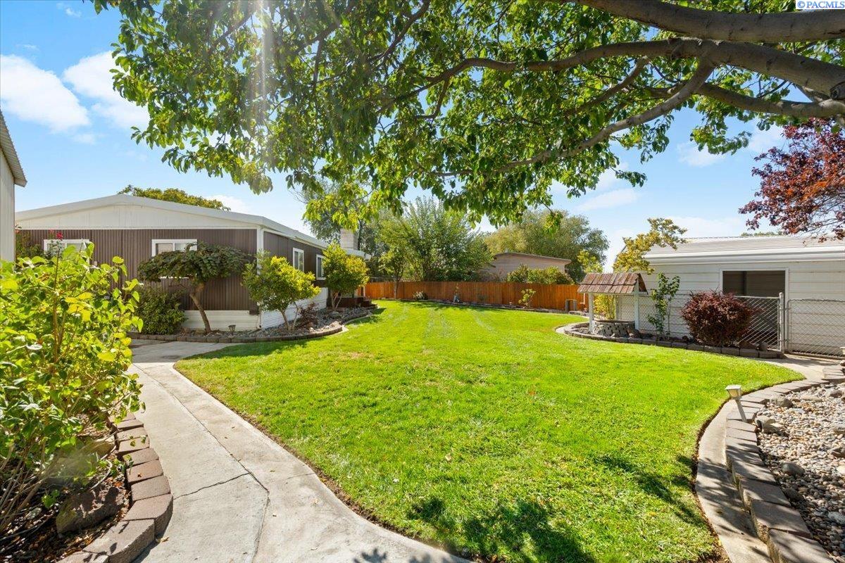 47 Robin Road Burbank, WA 99323 - Photo 3 of 36 Gallery Image 3