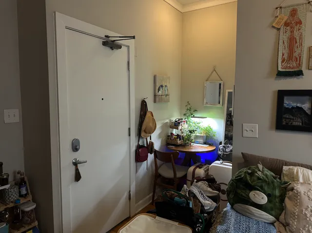 $1,199 | 2525 North Clark Street, Unit D, Chicago, IL 60614