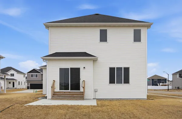 $419,000 | 6683 28th Street South, Fargo, ND 58104