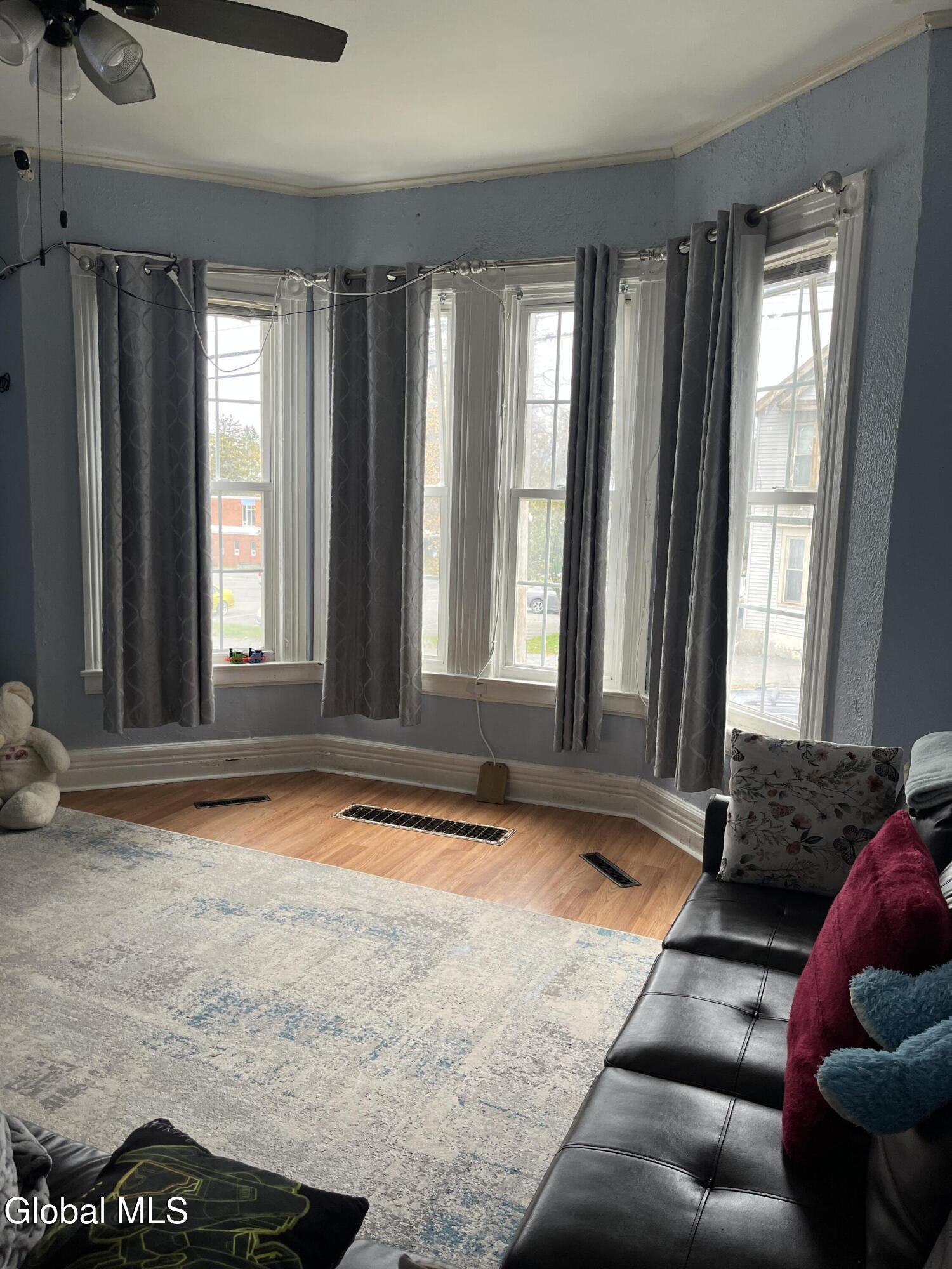 748 Eastern Avenue Schenectady, NY 12308 - Photo 16 of 34 IMG_9091