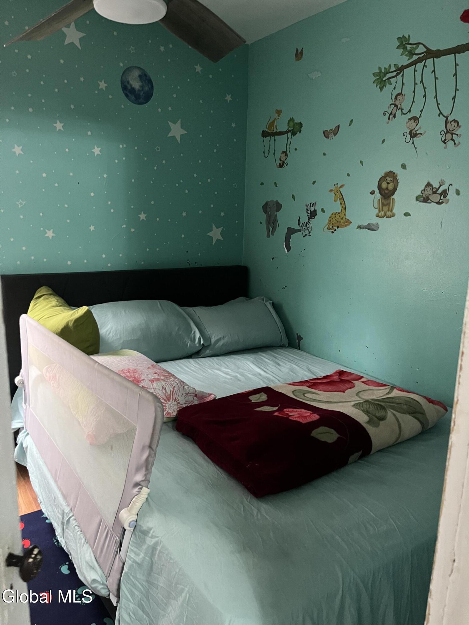 748 Eastern Avenue Schenectady, NY 12308 - Photo 22 of 34 IMG_9095