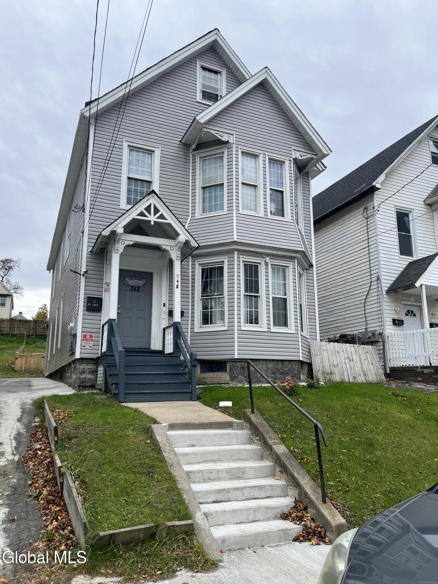 748 Eastern Avenue Schenectady, NY 12308 - Photo 32 of 34 IMG_9103