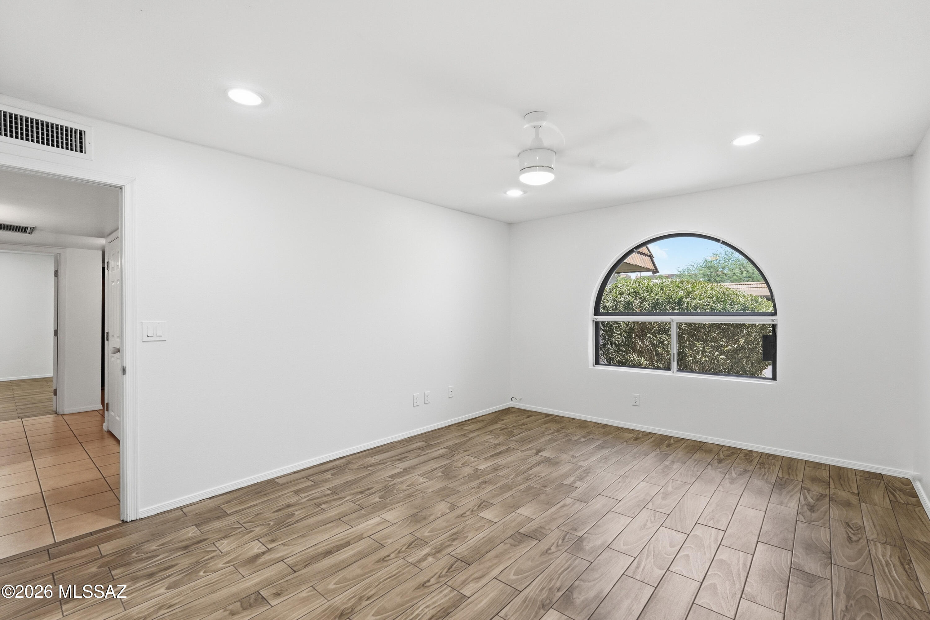 660 East River Road, Unit W Tucson, AZ 85704 - Photo 15 of 33 028_ListerPros