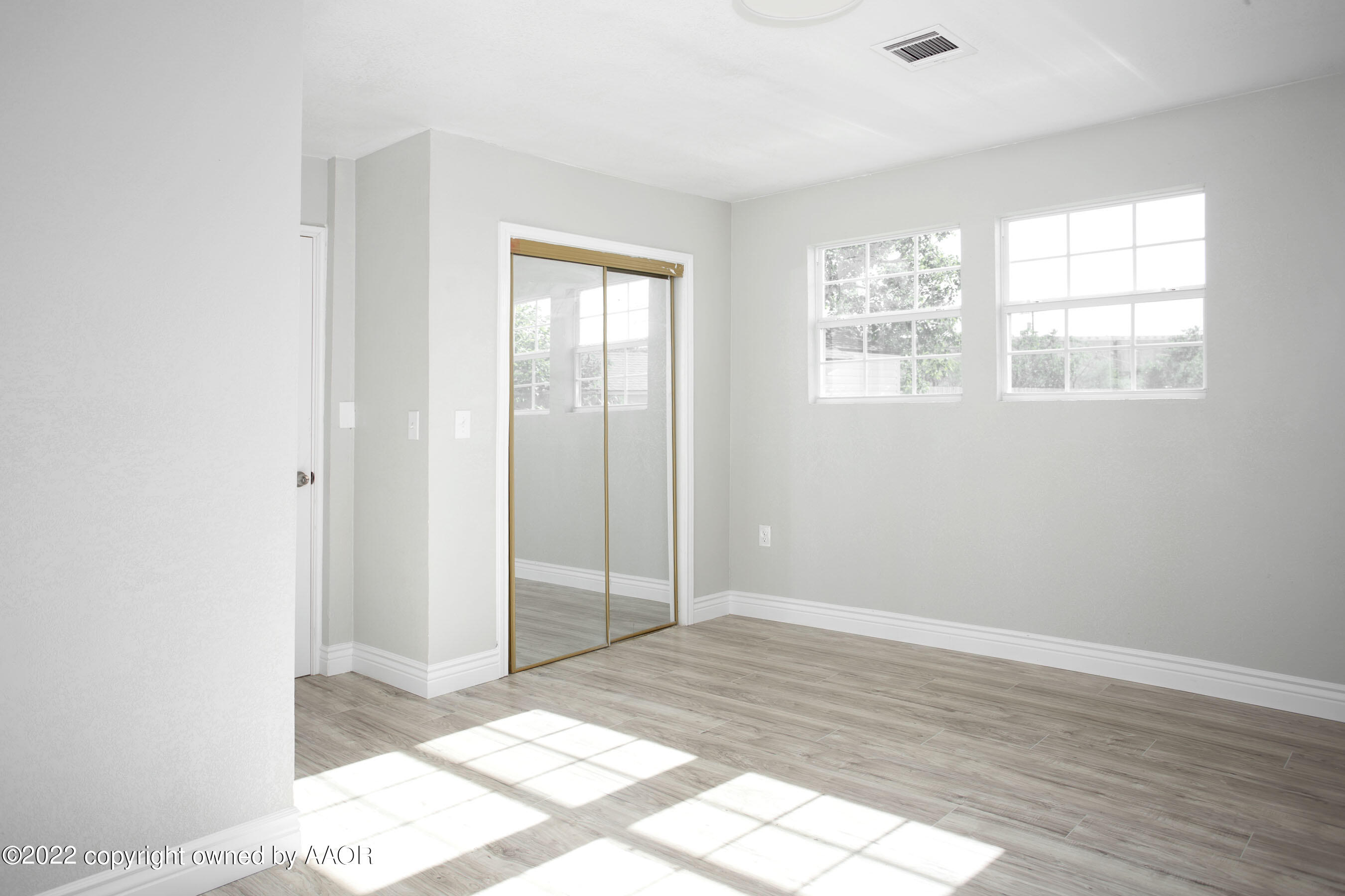 2710 Ridgemere Boulevard Amarillo, TX 79107 - Photo 11 of 20 Master Bedroom - View 1