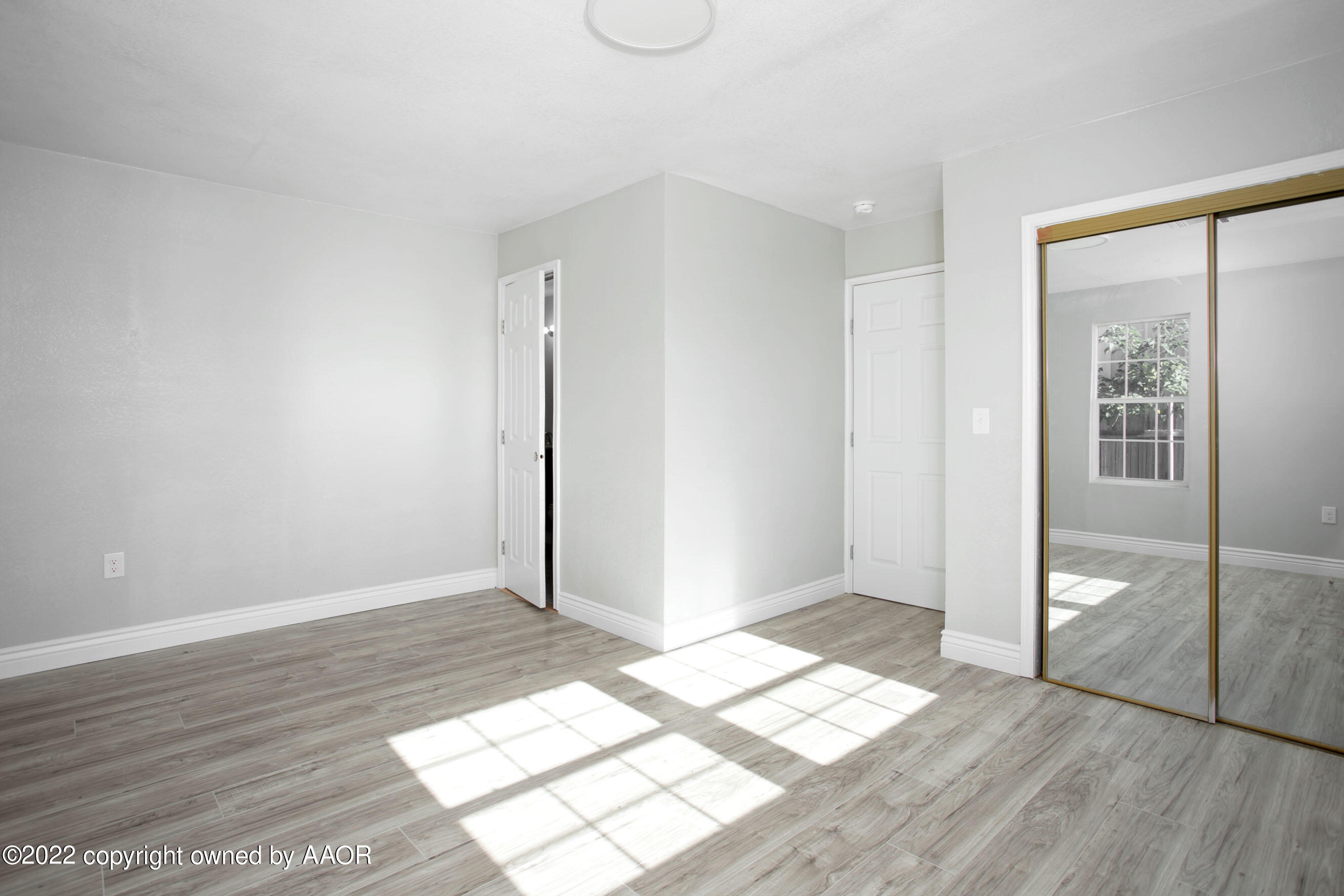 2710 Ridgemere Boulevard Amarillo, TX 79107 - Photo 12 of 20 Master Bedroom - View 2
