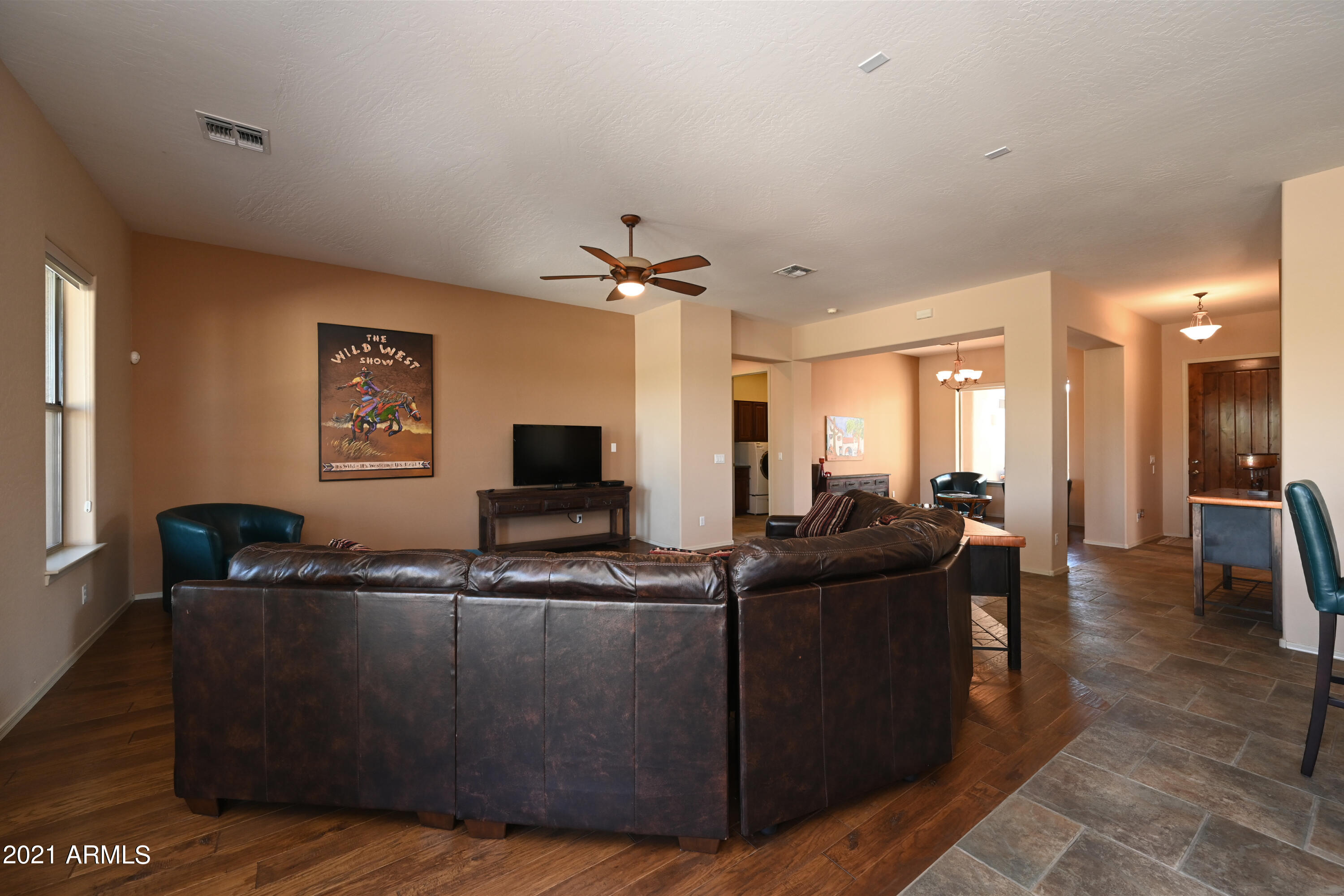 4522 East Sleepy Ranch Road Cave Creek, AZ 85331 - Photo 11 of 53 Living 2