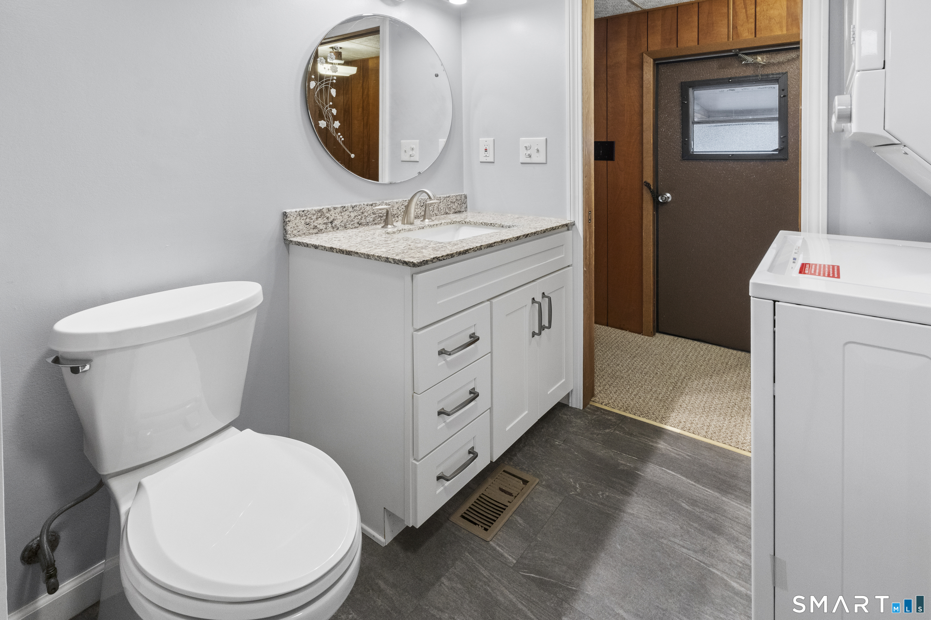 67 Breezy Lane Thompson, CT 06262 - Photo 18 of 31