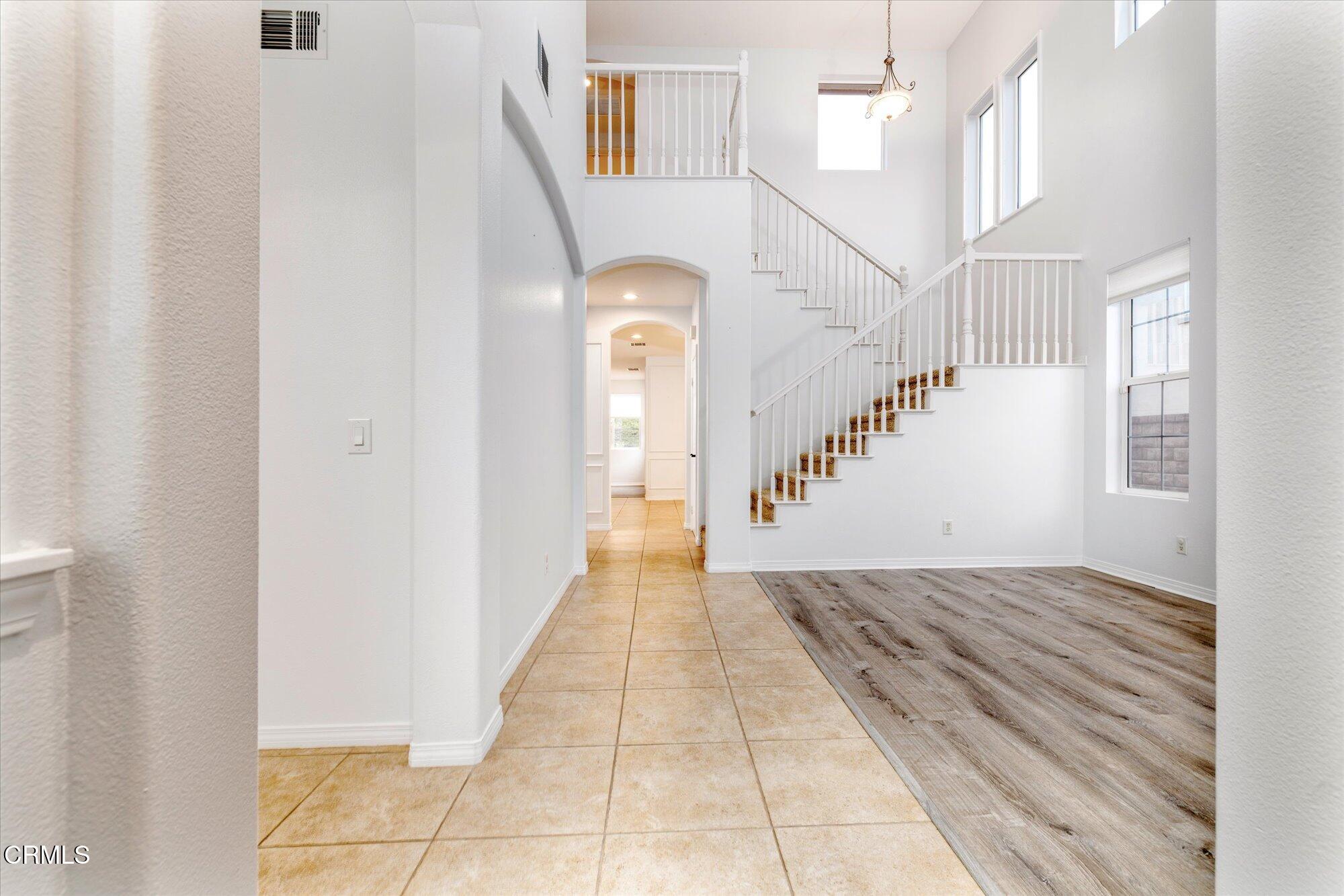 23839 Rio Ranch Way Valencia, CA 91354 - Photo 7 of 57 08-011_Rio Ranch Way_050325
