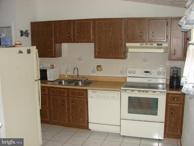 1348 Vanderbilt Road Bel Air, MD 21014 - Photo 8 of 20 Kitchen