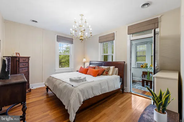 $9,000 | 1501 Crittenden Street Northwest, Washington, DC 20011