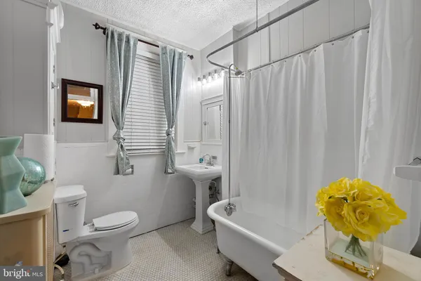 $9,000 | 1501 Crittenden Street Northwest, Washington, DC 20011
