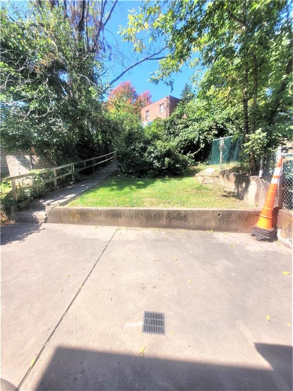 263 Robinson Street Pittsburgh, PA 15213 - Photo 20 of 21 a view of yard with swimming pool