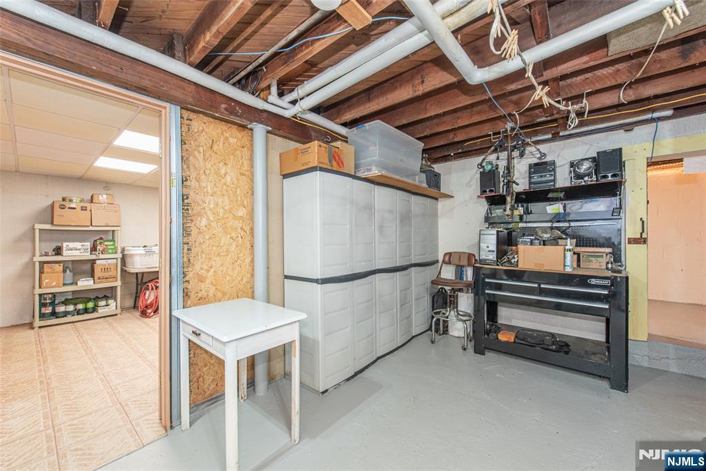 17 Highland Road Bloomingdale, NJ 07403 - Photo 25 of 36 Gallery Image 25