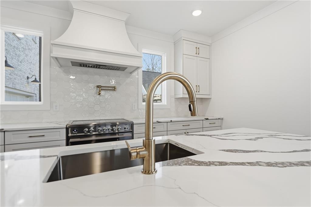 114 Cottage Gate Lane Roswell, GA 30076 - Photo 14 of 36