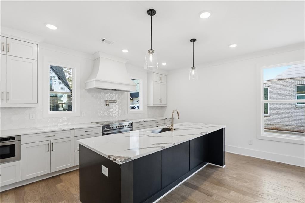 114 Cottage Gate Lane Roswell, GA 30076 - Photo 2 of 36