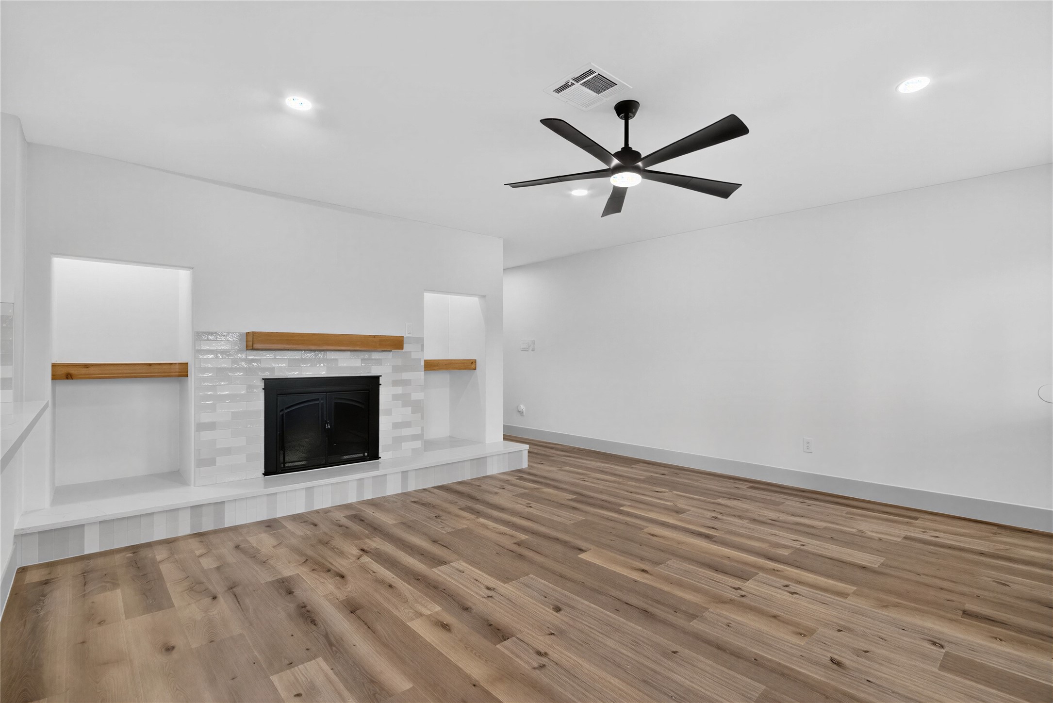 926 Buoy Road Houston, TX 77062 - Photo 16 of 35