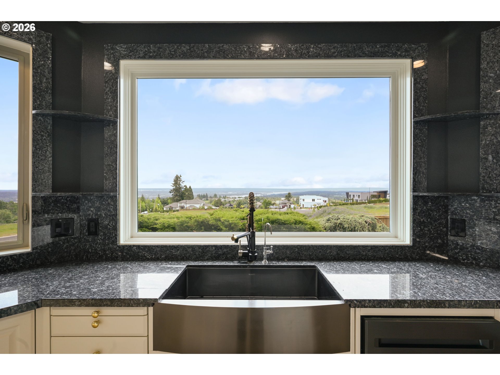 3010 Northwest 18th Avenue Camas, WA 98607 - Photo 15 of 48 Kitchen