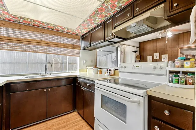 $155,000 | 705 Baruna Circle, Garland, TX 75043