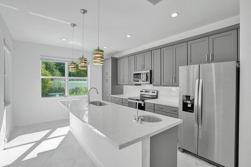 612 Parsons Way Deerfield Beach, FL 33442 - Photo 4 of 73 DSC03547