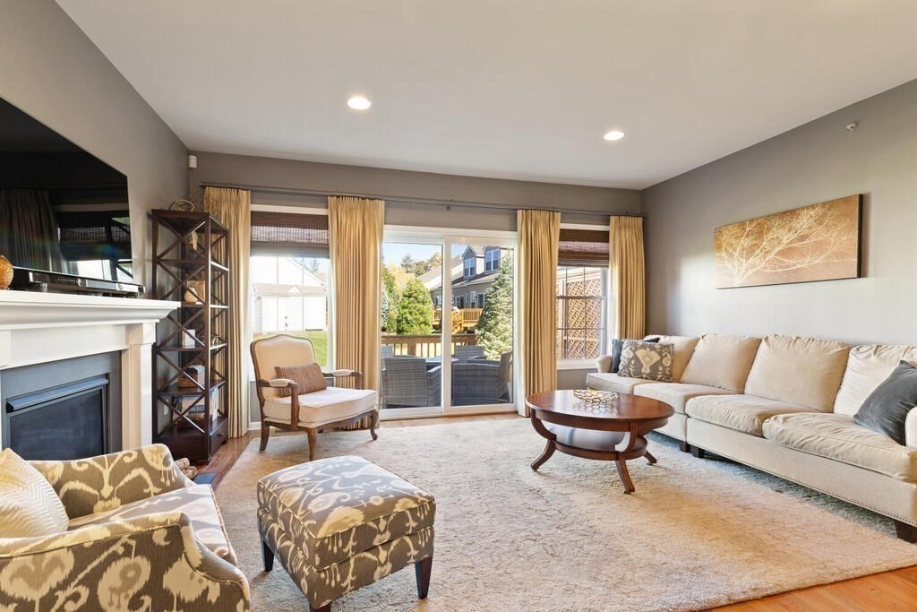 69 Canton Point Road, Unit 69 Canton, MA 02021 - Photo 11 of 39