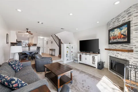 $324,000 | 7122 Wood Hollow Drive, Unit 47, Austin, TX 78731