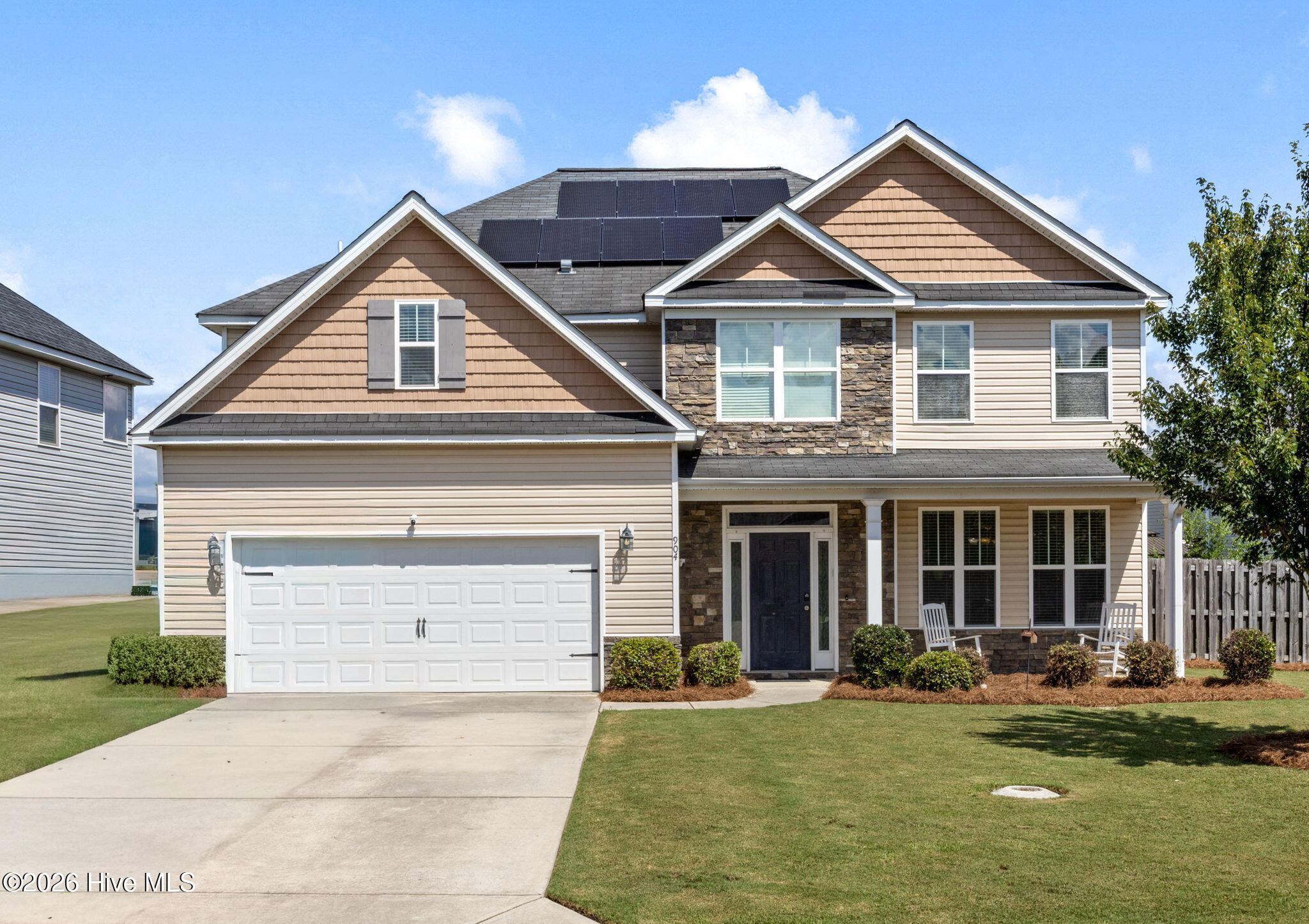1-web-or-mls-904 Inman Drive-54