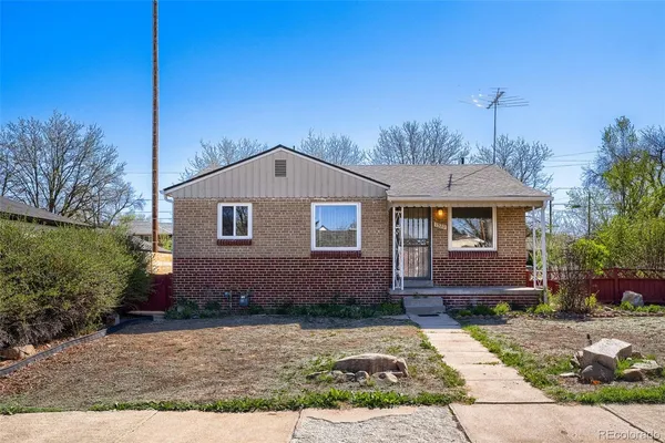 $2,495 | 1320 Holly Street, Denver, CO 80220