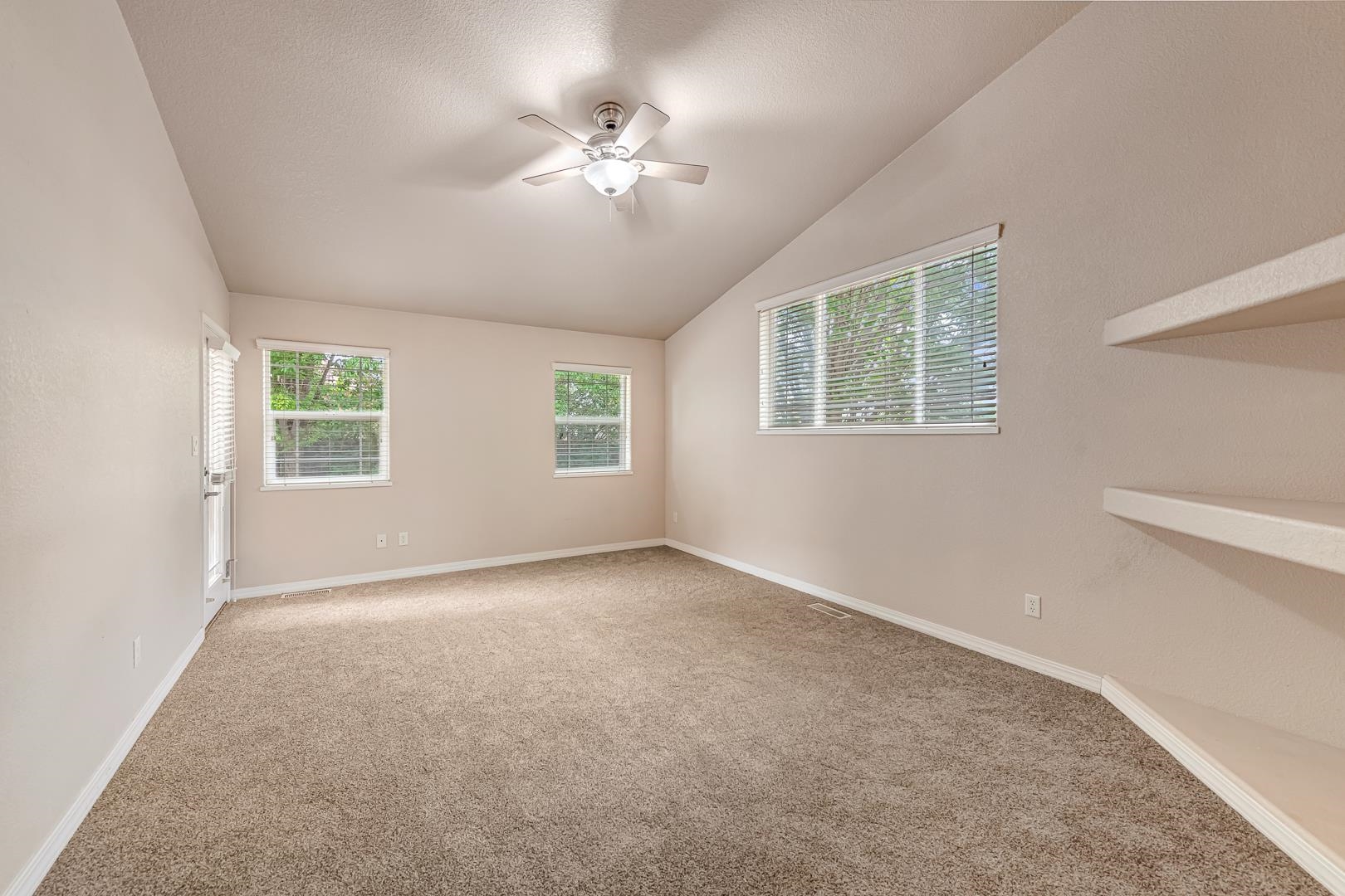 976 Murray Street Fruita, CO 81521 - Photo 12 of 33