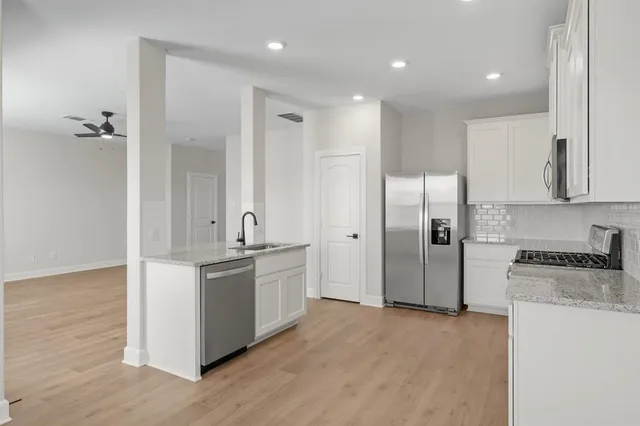 $2,140 | 1117 Windermere Way, Princeton, TX 75407