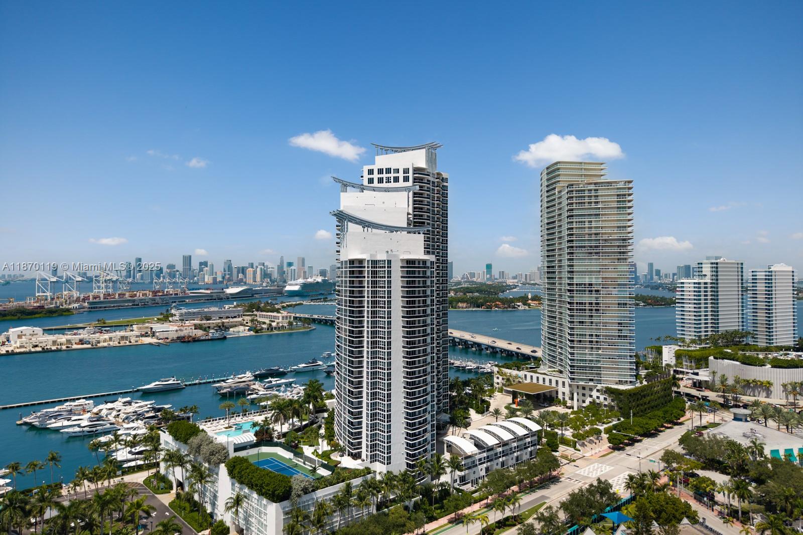 400 Alton Road, Unit TH1A Miami Beach, FL 33139 - Photo 32 of 45 a picture of city view