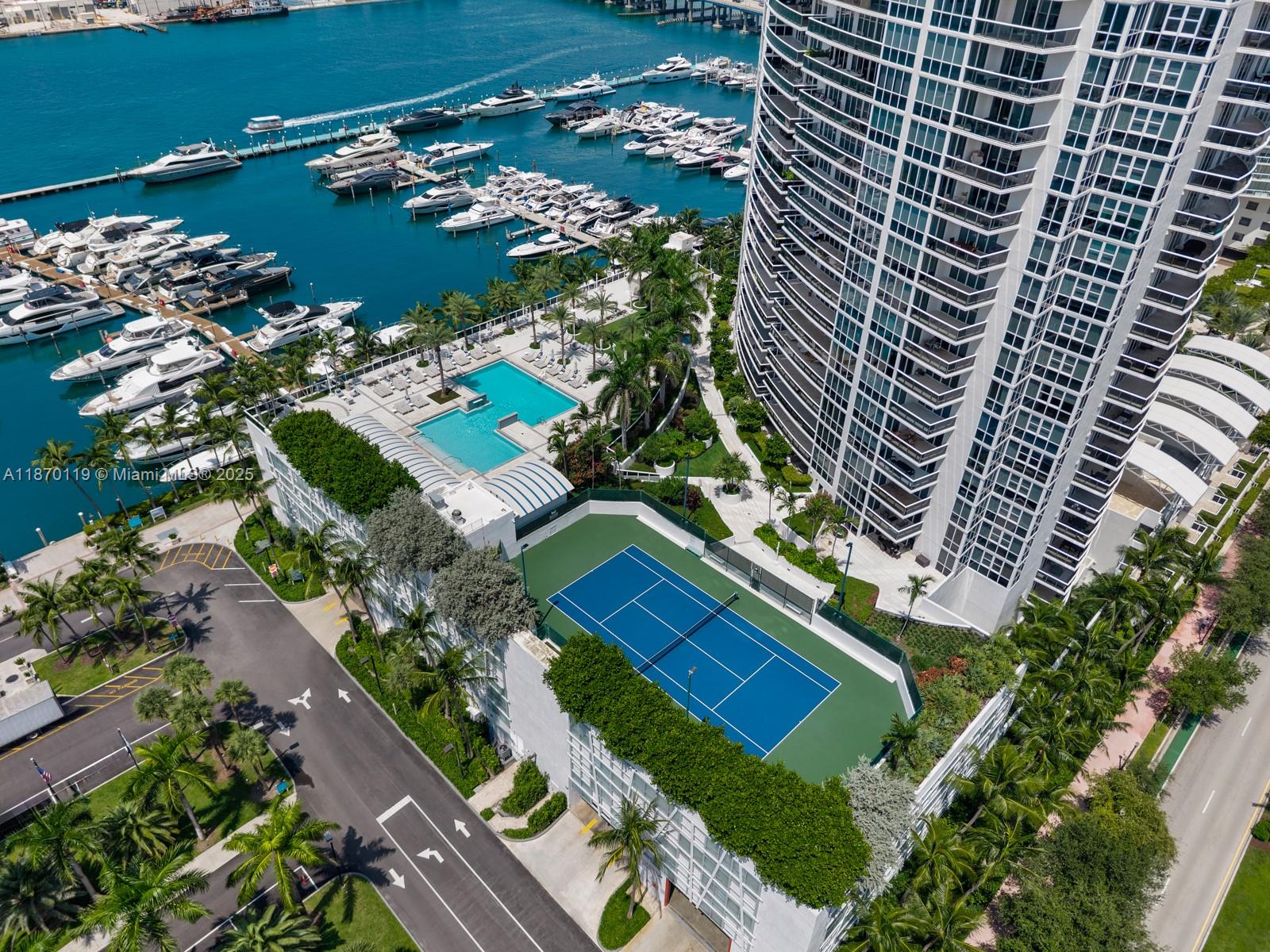 400 Alton Road, Unit TH1A Miami Beach, FL 33139 - Photo 37 of 45 an aerial view of a house