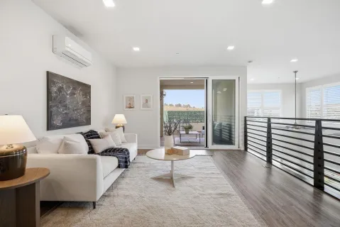 $1,549,000 | 2420 Community Lane, Unit 44, San Diego, CA 92108