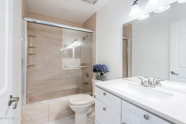 $3,950 | 73 Old Orchard Lane, Unit 1504, Asbury Park, NJ 07712