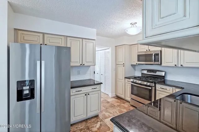 $3,950 | 73 Old Orchard Lane, Unit 1504, Asbury Park, NJ 07712