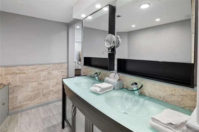 $595,000 | 1777 Larimer Street, Unit 1610, Denver, CO 80202