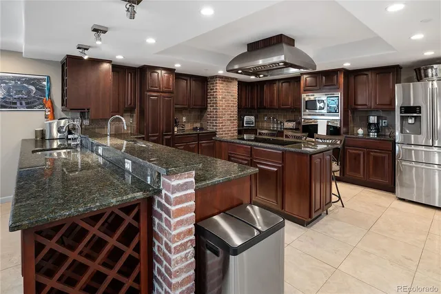 $595,000 | 1777 Larimer Street, Unit 1610, Denver, CO 80202