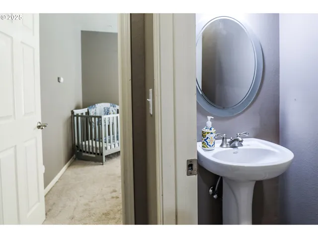 $474,900 | 356 Wild Fern Drive, Winchester, OR 97495