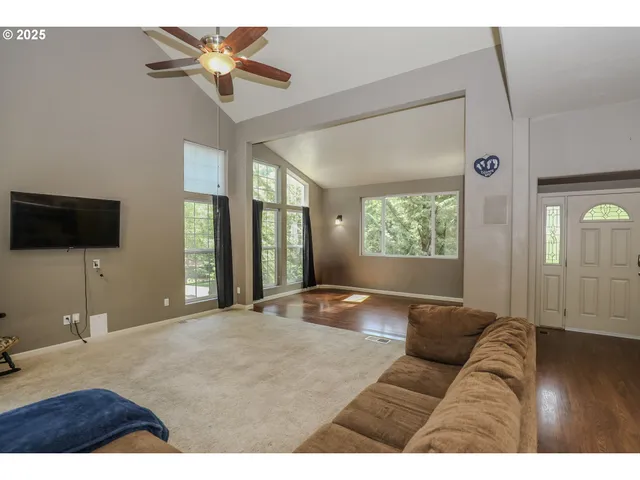 $474,900 | 356 Wild Fern Drive, Winchester, OR 97495